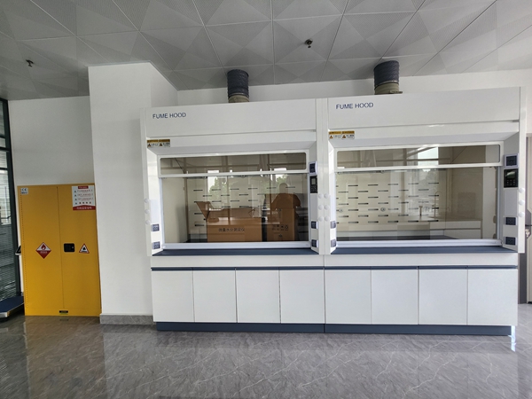 山東全鋼通風櫃廠家